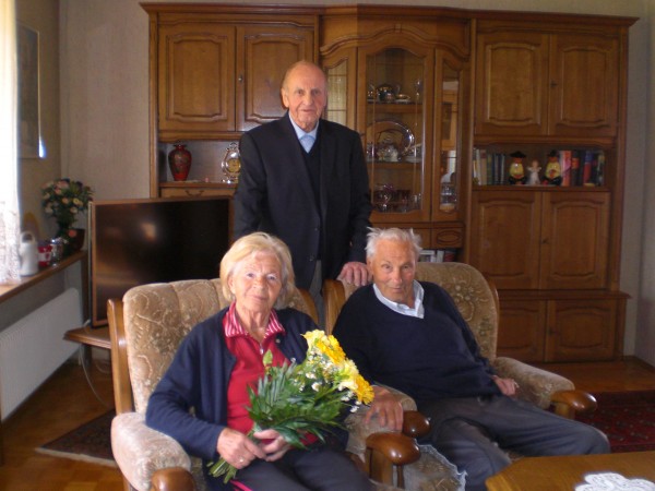 Frau Margarethe und Herr Anton Rohr feiern Diamantene Hochzeit